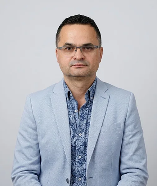 Денис Ропало