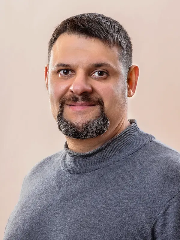 Артем АРТЮХОВ