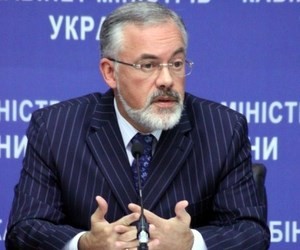 Grant-hungry people are talking about corruption in universities, – Minister of Education
