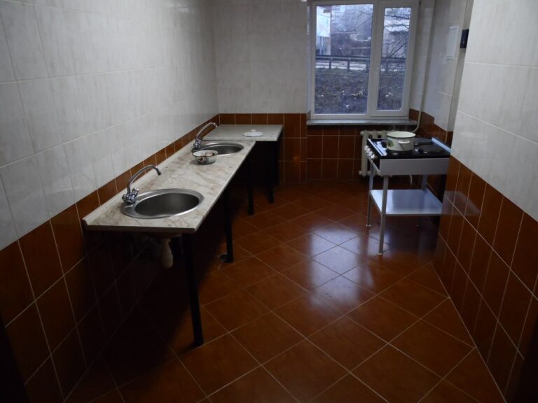 Repair work in dormitory No. 4