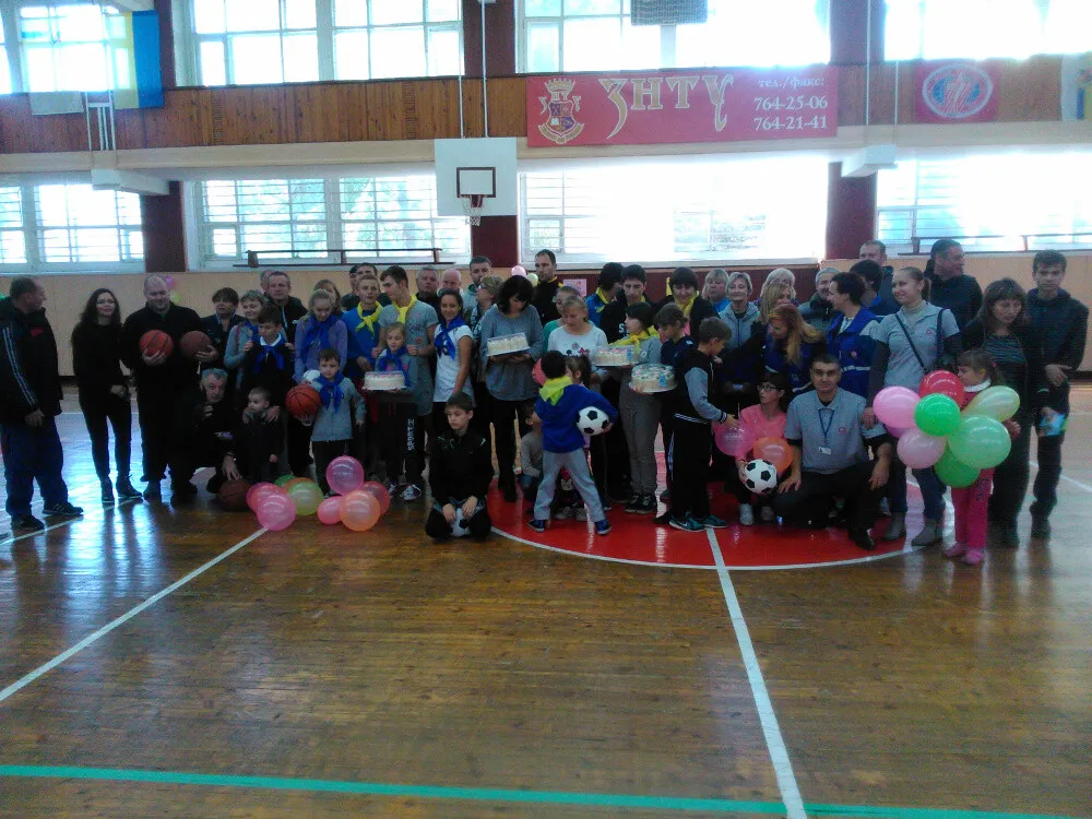 A sports family is a friendly family