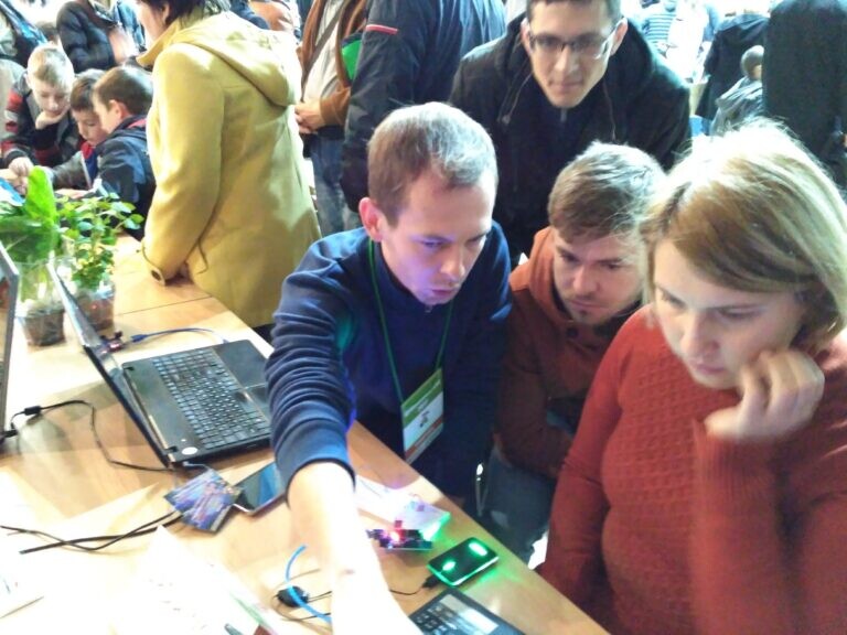 Майстер-класи з програмування Arduino на кафедрі Мікро- та наноелектроніки