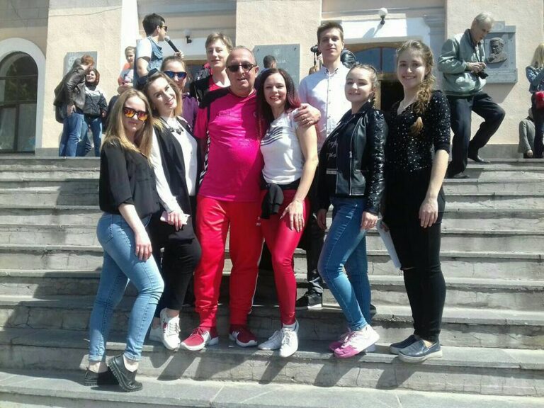 Flashmob–charging