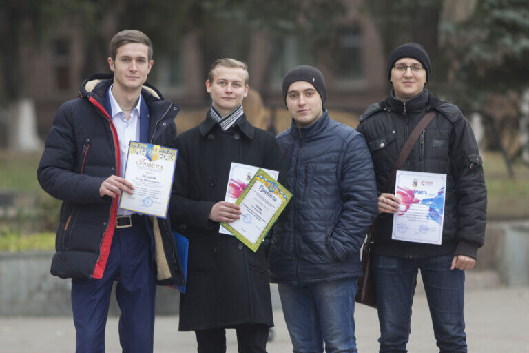Найактивніші знову в топі
