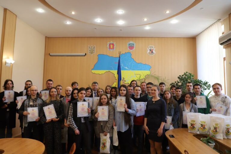 Awarding of the winners of the university competition for the best student scientific paper