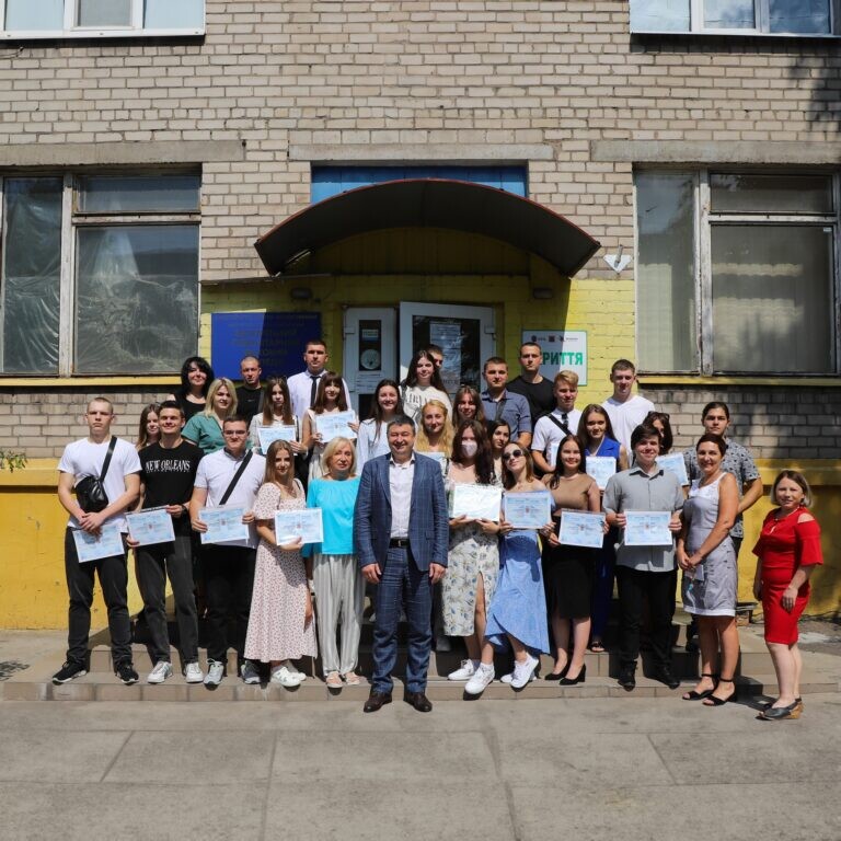 Graduates of the Zaporizhzhia Humanitarian Professional College of the Zaporizhzhia Polytechnic National University received well-deserved diplomas of junior specialists and professional junior bachelors