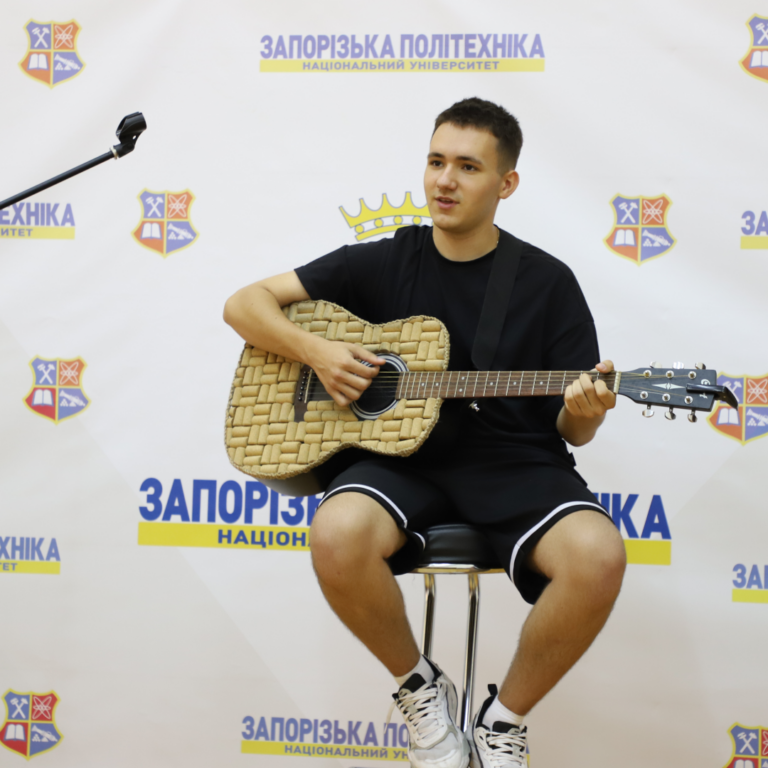 Візит виконавця YAKTAK