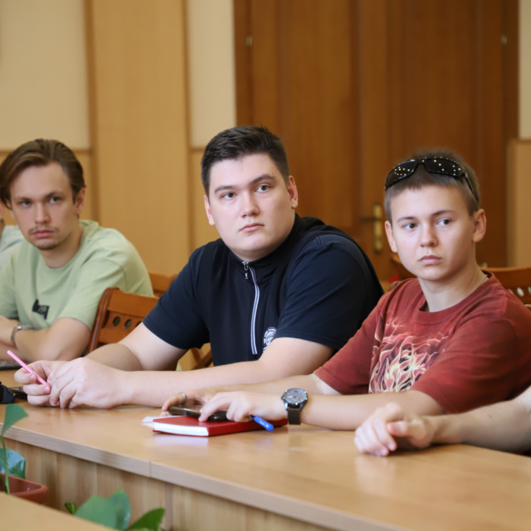 Зустріч керівництва університету з найкращими студентами-двигунобудівниками — практичні кроки розвитку дуальної освіти