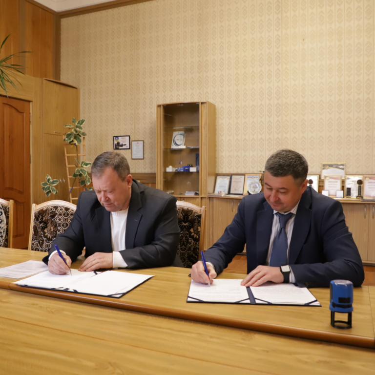 Меморандум з Комунарським районним центром молоді та школярів
