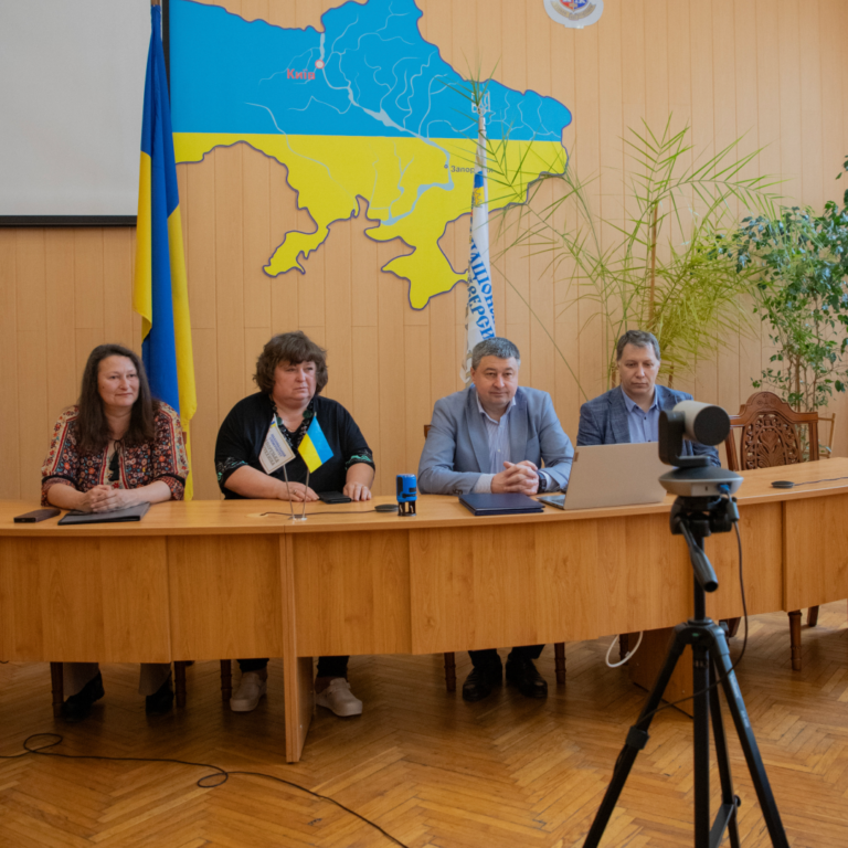 Підписання меморандуму з Національним фармацевтичним університетом