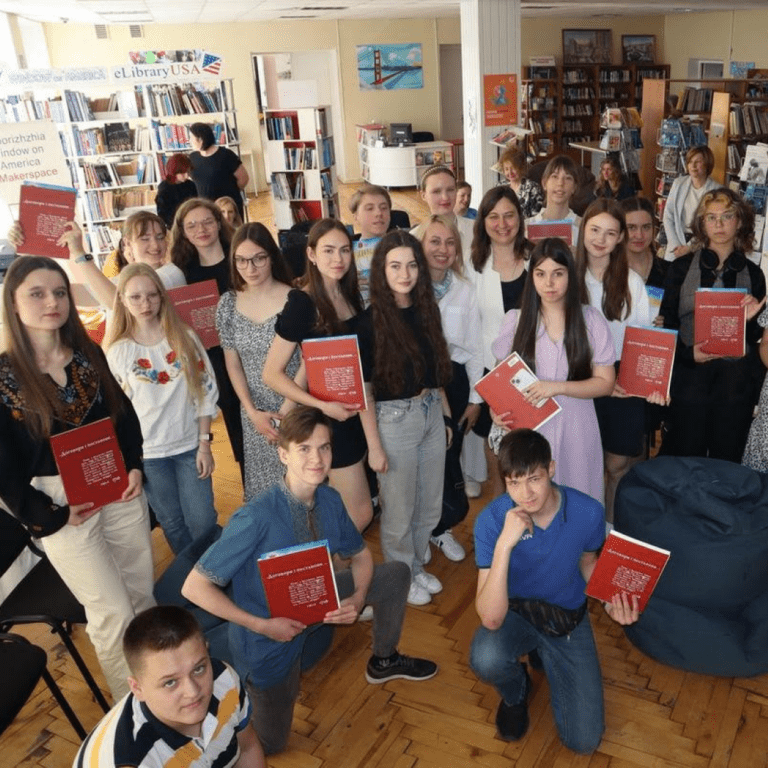 Вітаємо зі здобуттям обласної премії!