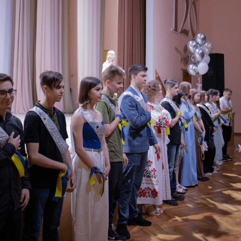 Запорізька політехніка вітає Енергодарську громаду зі святом останнього дзвоника!