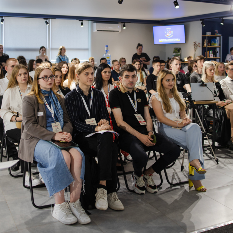 Дні освітнього лідерства — молодіжна секція