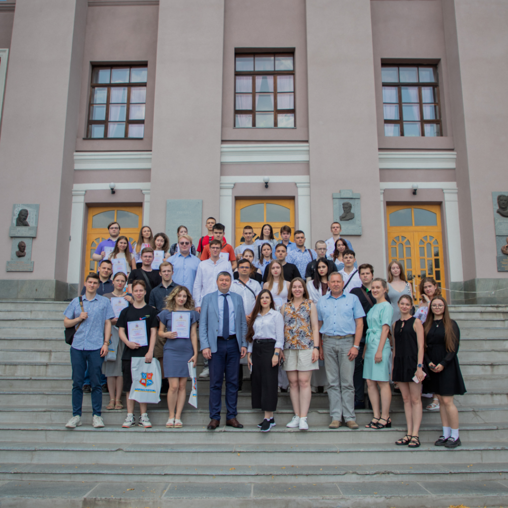 Congratulations to the winners of the student research paper competition!