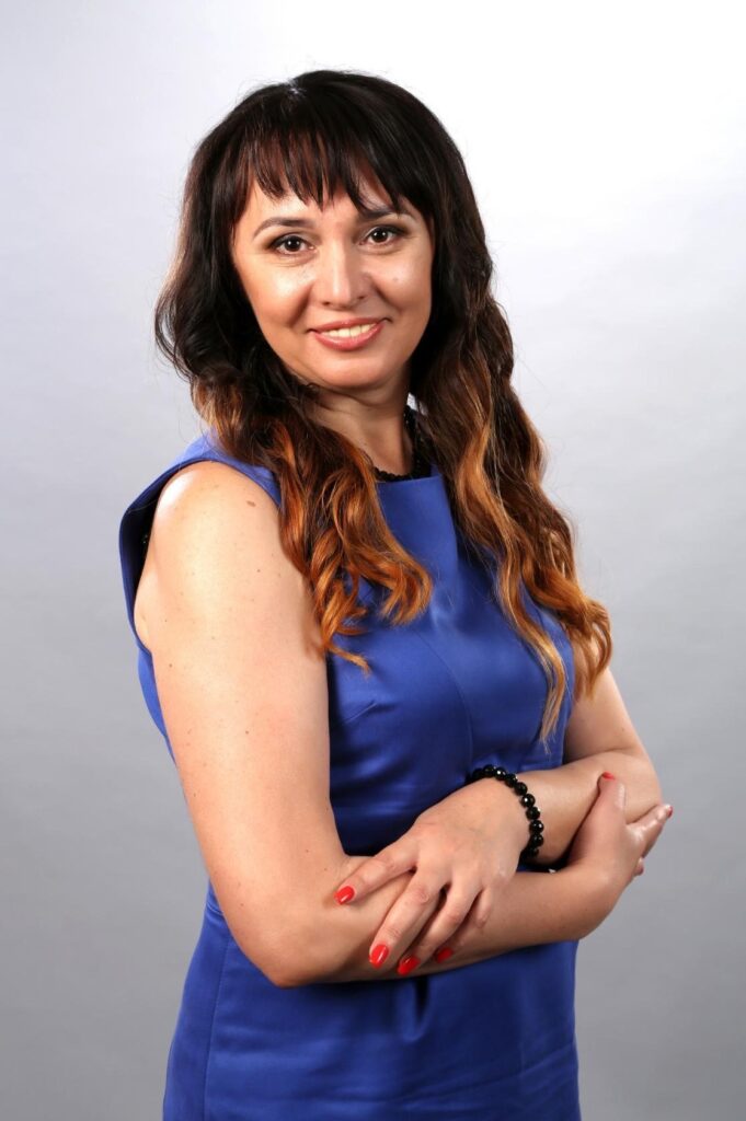 Cmoliarova Marina Leonidovna