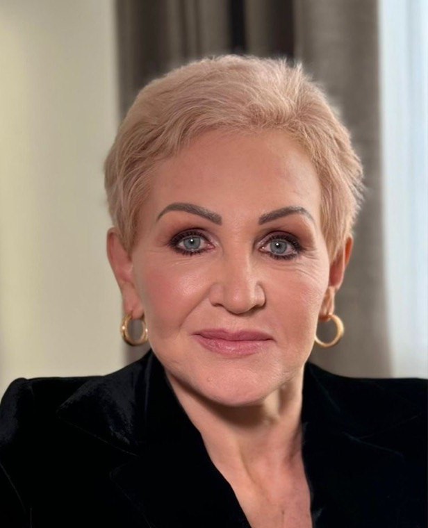 Анна Дмитрівна ФУРСИНА