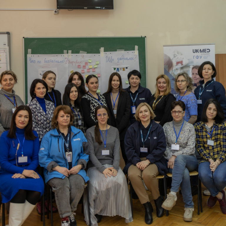 Тренінг «Управління проблемами +» від Міжнародної медичної організації «UK-MED»