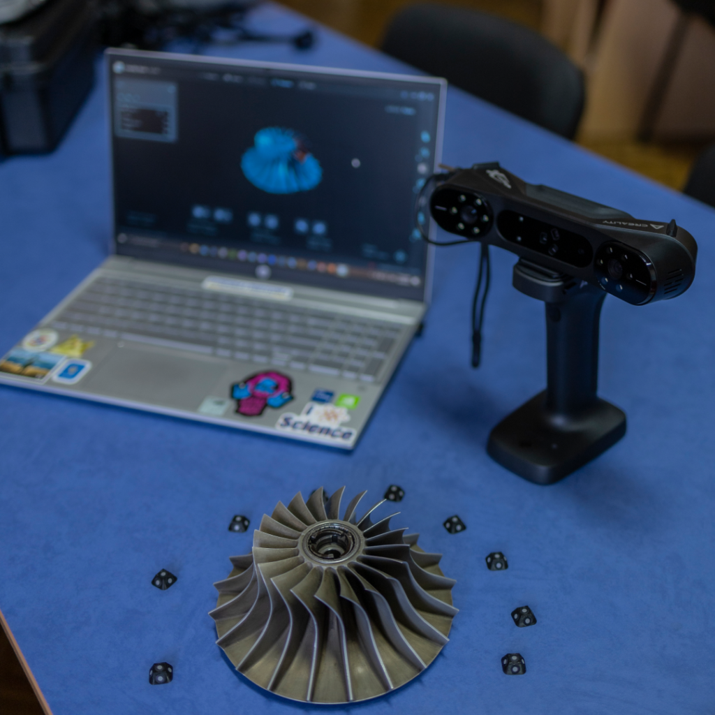 Політехніка придбала новий 3D-сканер професійного класу завдяки Кардіффському університету