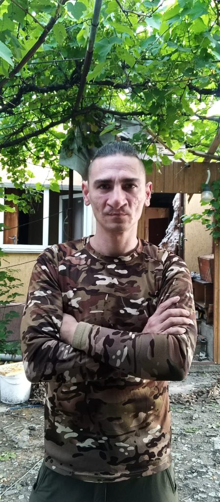 Це зображення має порожній атрибут alt; ім'я файлу 1000043123-449x1024.jpg