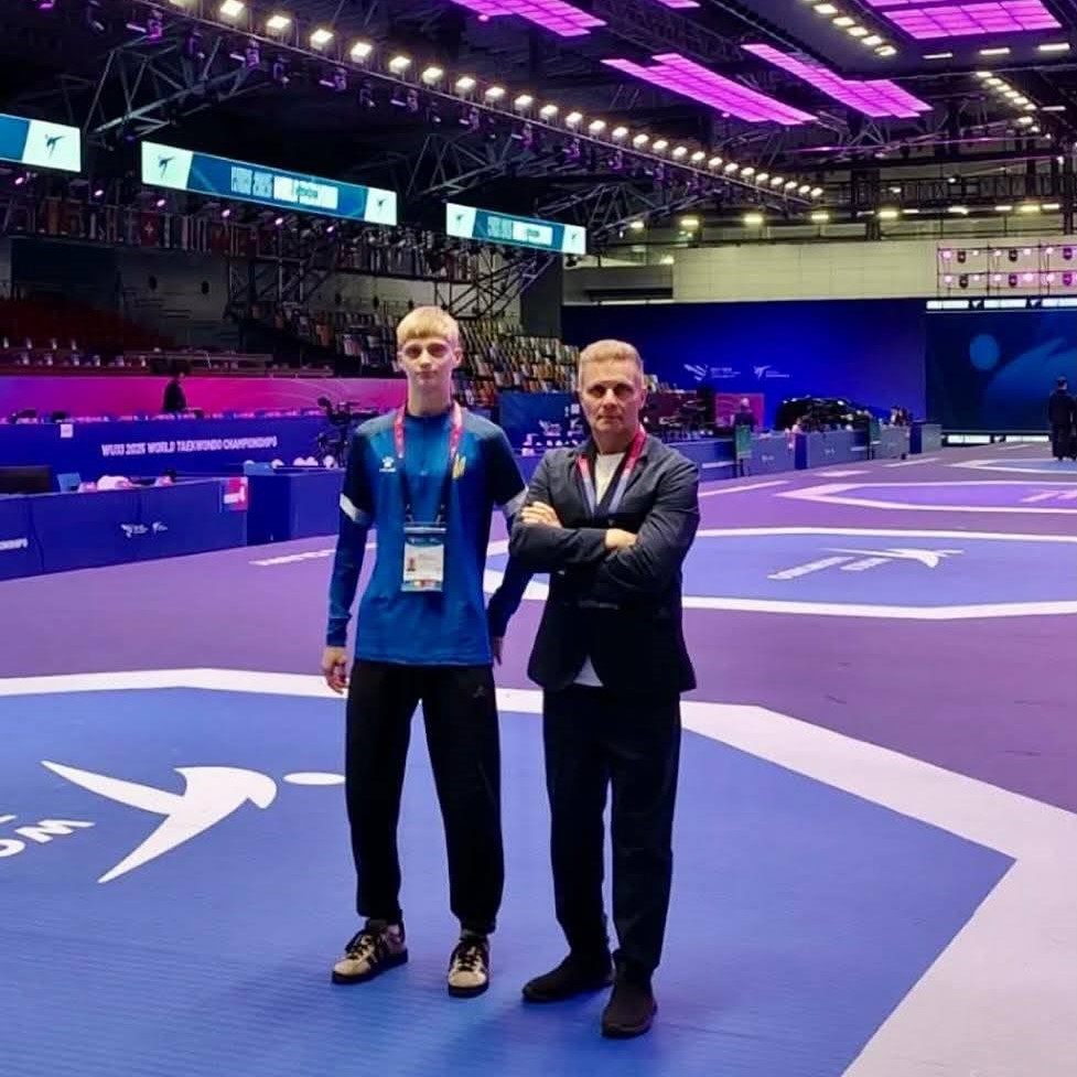 Confident struggle on the world stage!