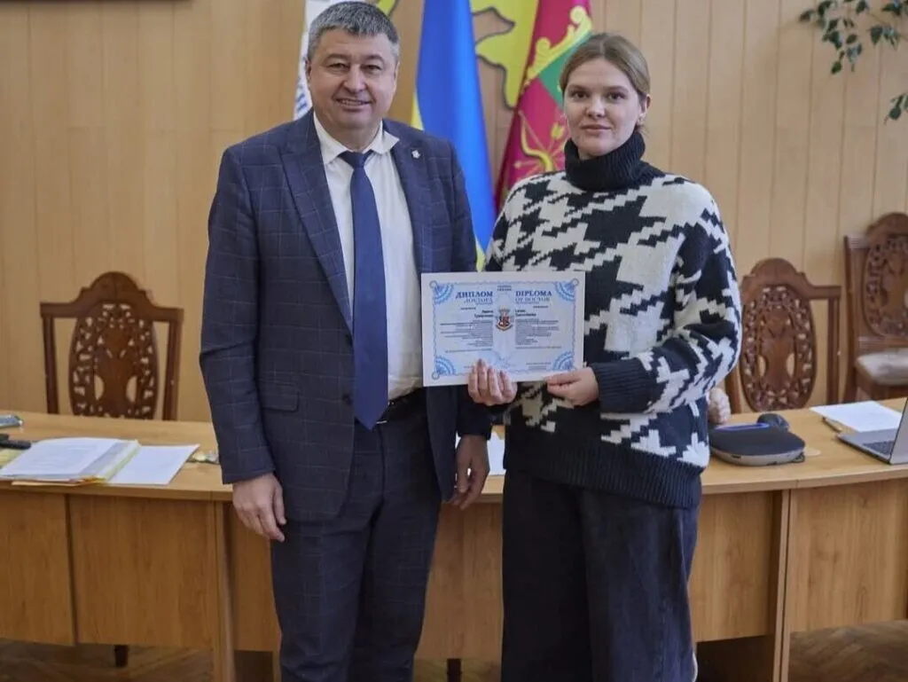 Тумарченко Ларису Олександрівну