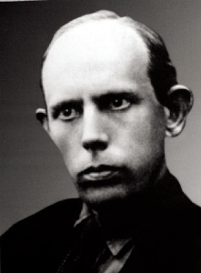 ІСАКОВ Леонід Георгійович