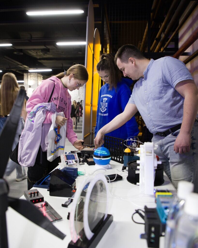 OPEN DAY