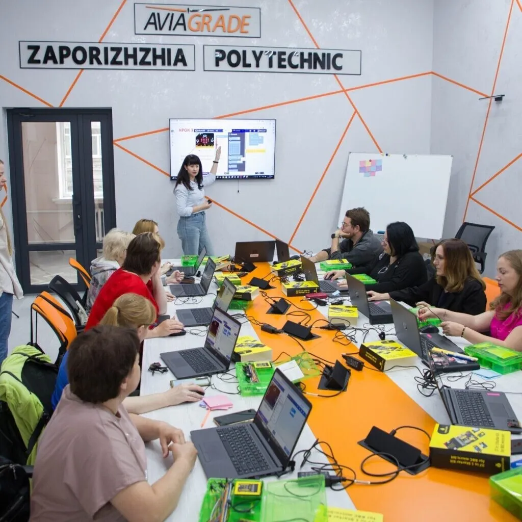 STEM-лідерство: інноваційні уроки з Micro:bit