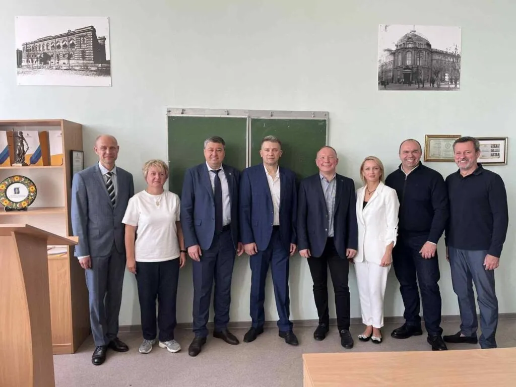 🤝 За сприяння ЮК Майстро і Беженар та юридичного факультету НУ “Запорізька політехніка” (за ініціативи декана, адвоката Юрія Філея) в…