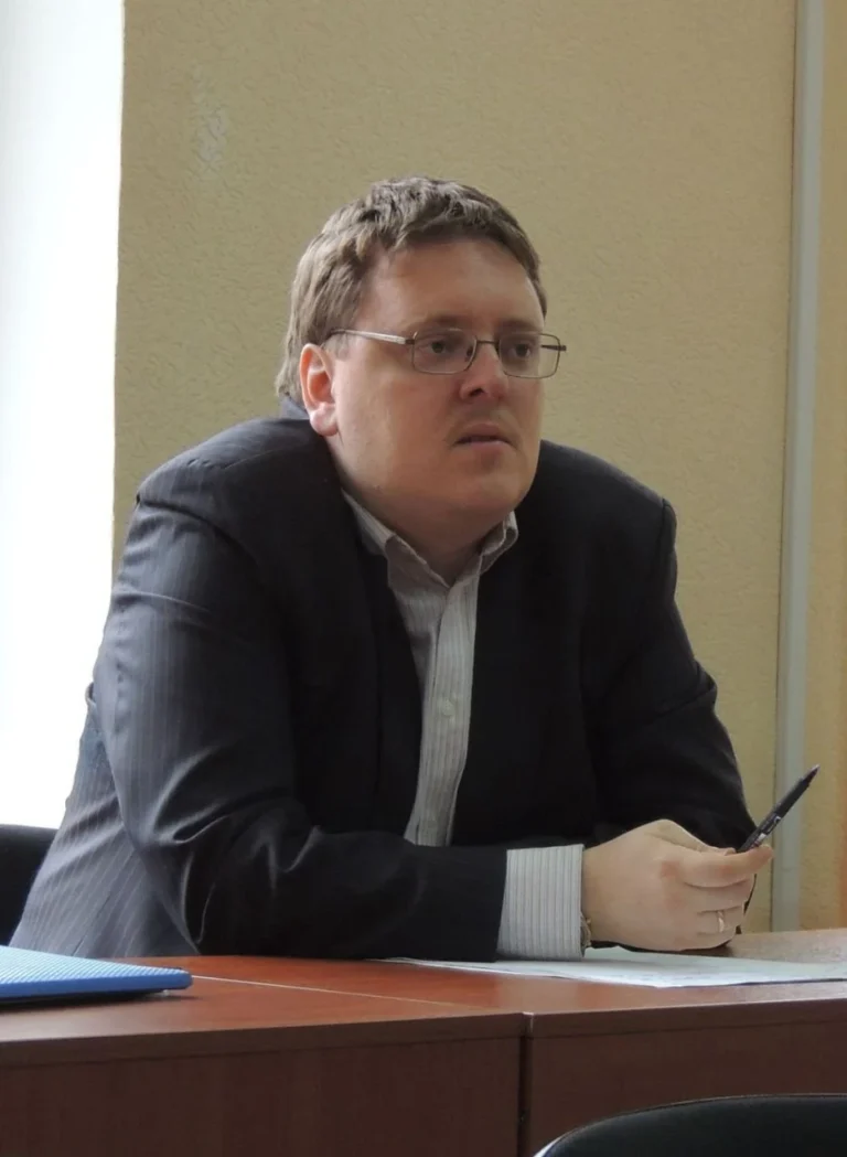 Євген НІКОЛАЄВ