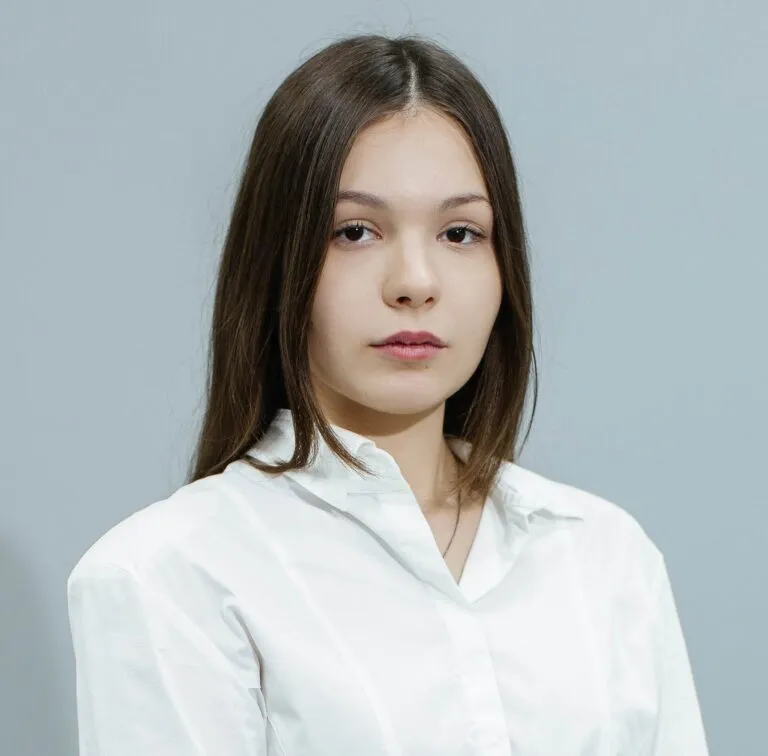 Дарʼя МУДРА