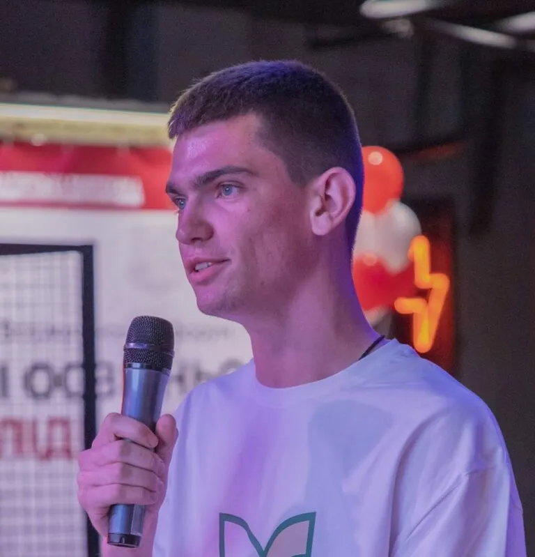 Євген ПЕТРУЩЕНКО