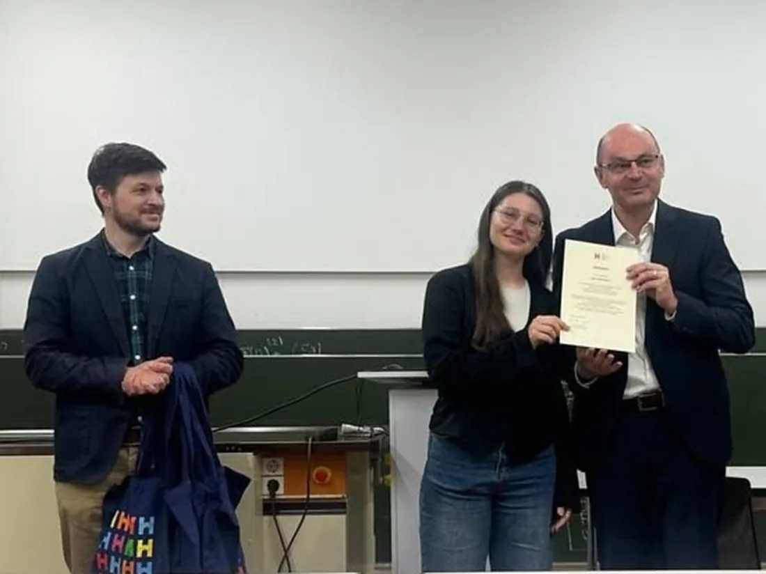 Вручення сертифіката в Hochschule Offenburg